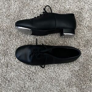 Black Tap Shoes - Sz 8